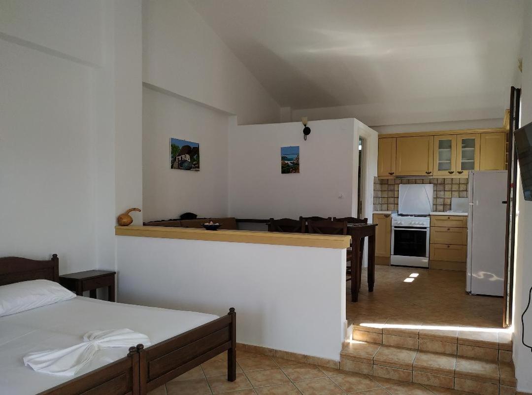 Appartement Koimhte à Armenistis  Extérieur photo